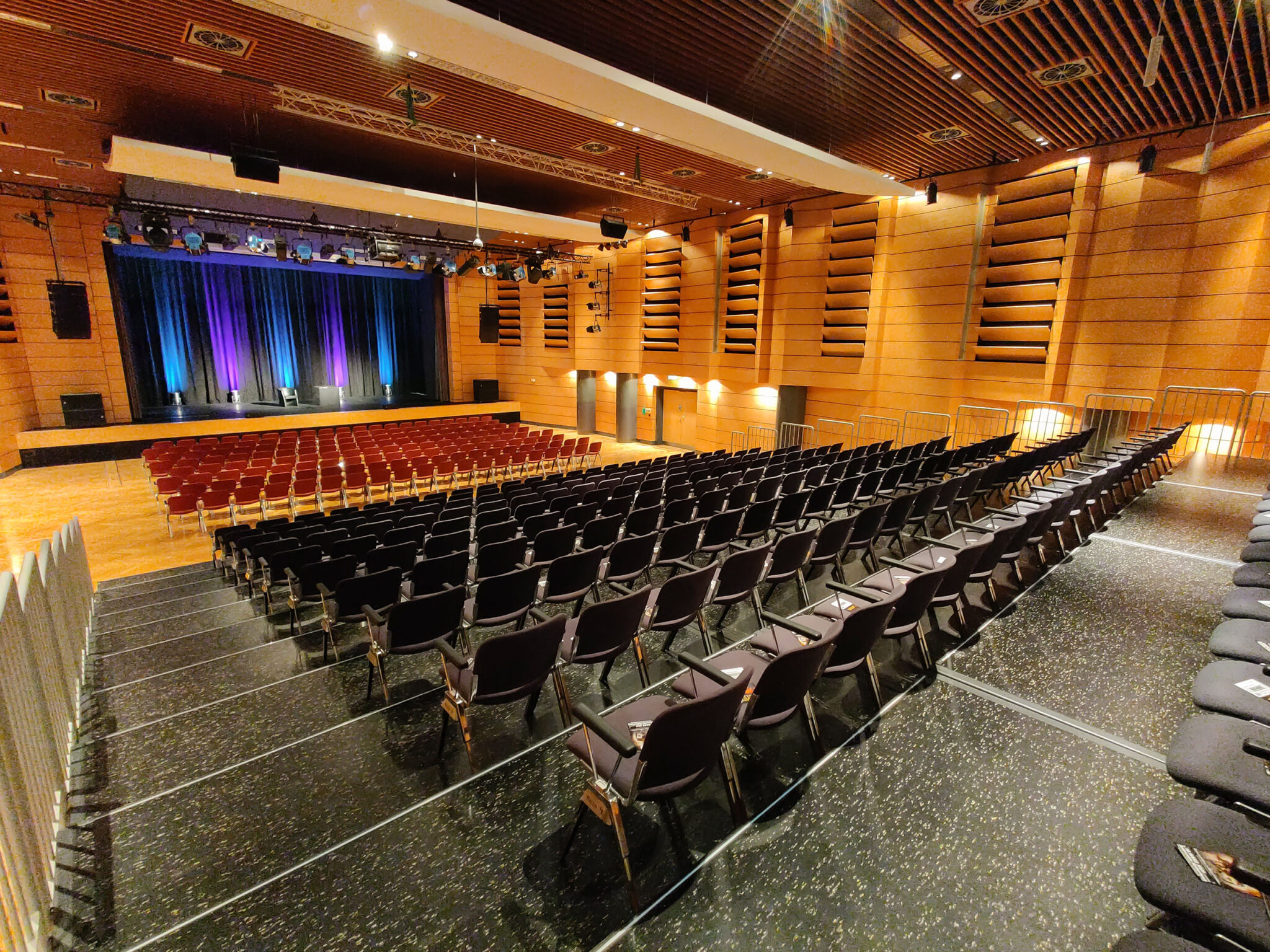 Kulturhaus Salzwedel - Großer Saal mit Tribüne